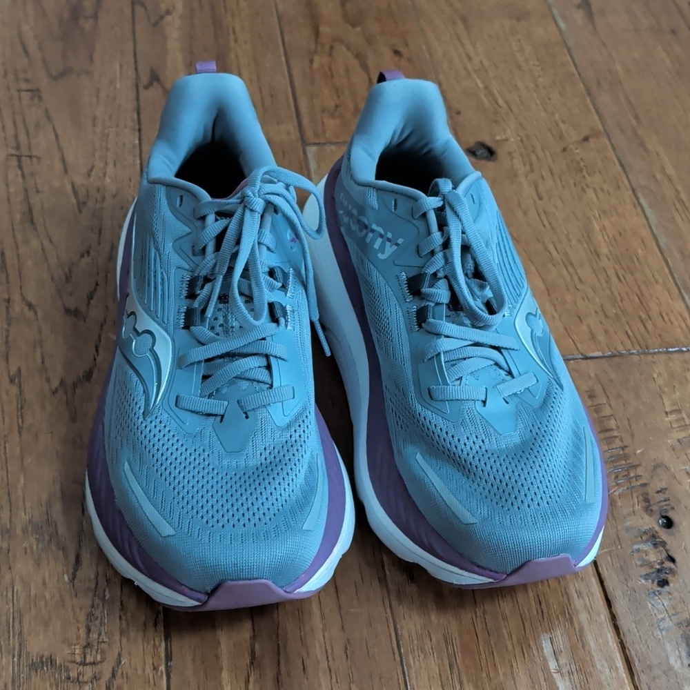 Saucony Hurricane 24 Women's Gray and Purple Marathon Running Shoes - Picture 2 of 9